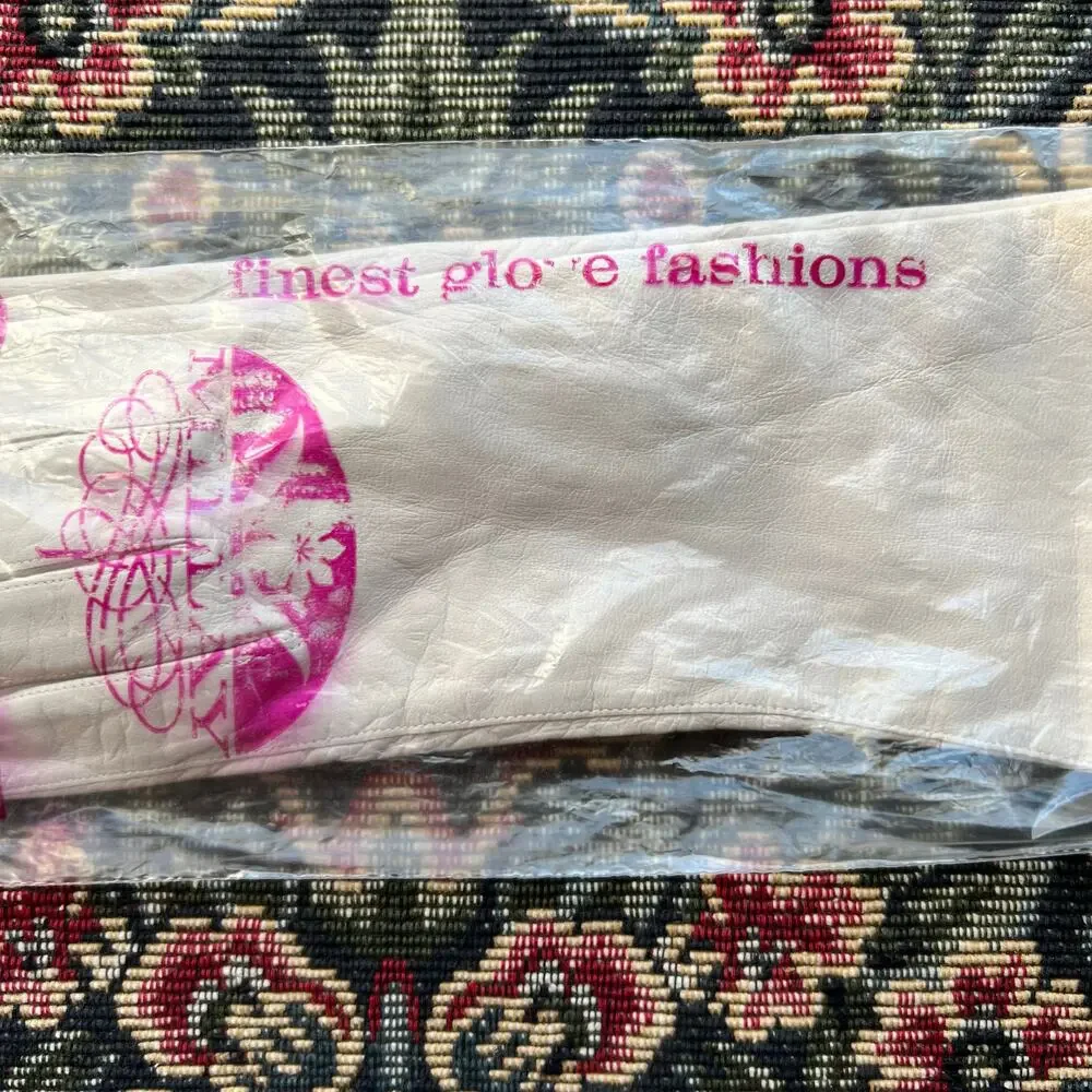 Vintage 80s‎ Millay White Leather Gloves Silk Lined Made in Western Germany 7